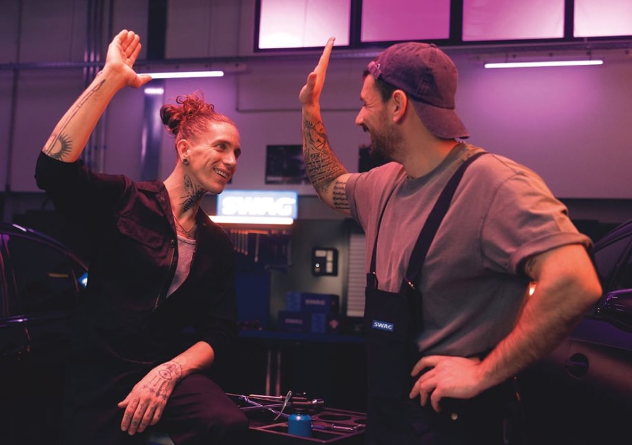 Background Win Prizes